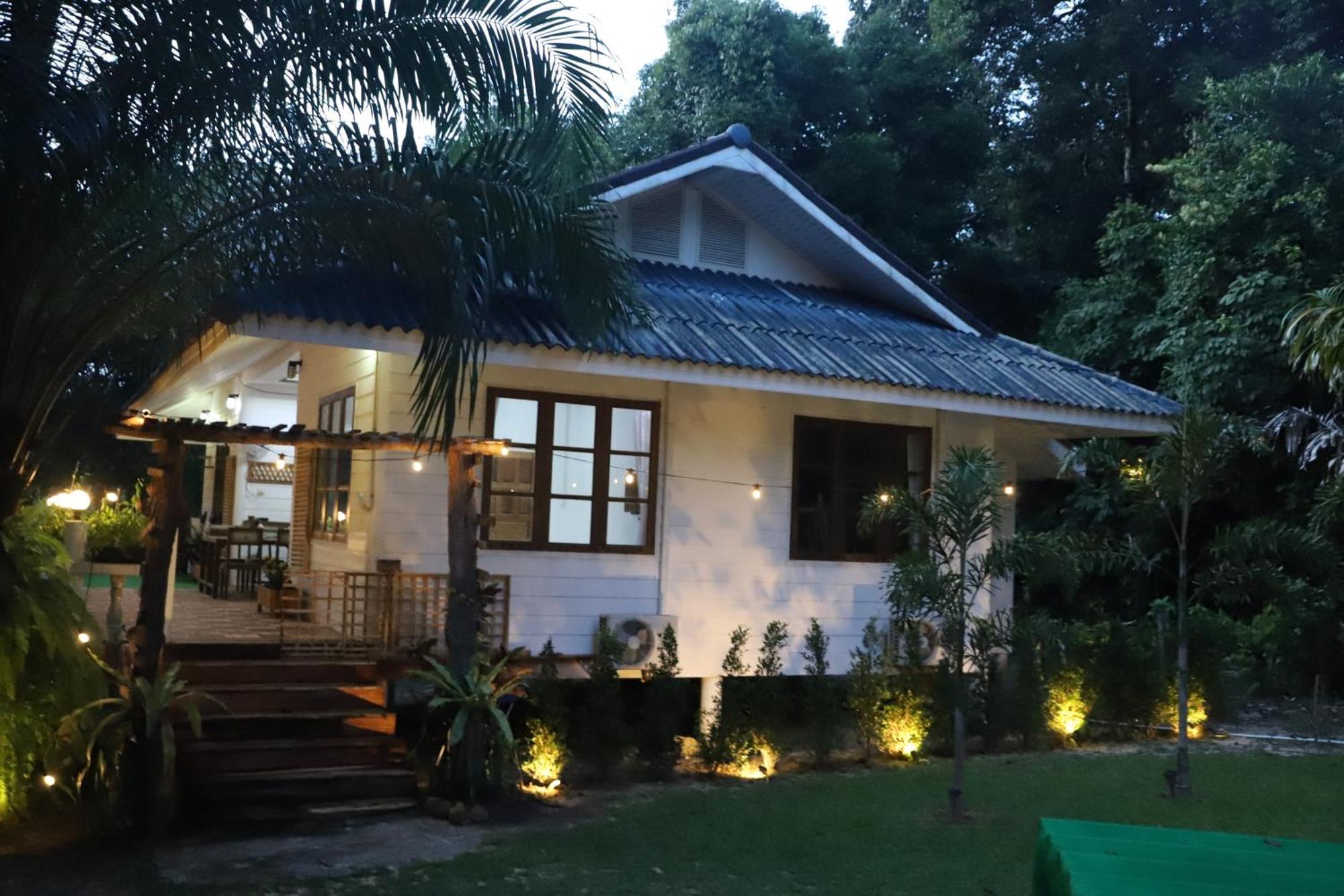 Hotel Kood Life Ko Kut Exterior foto
