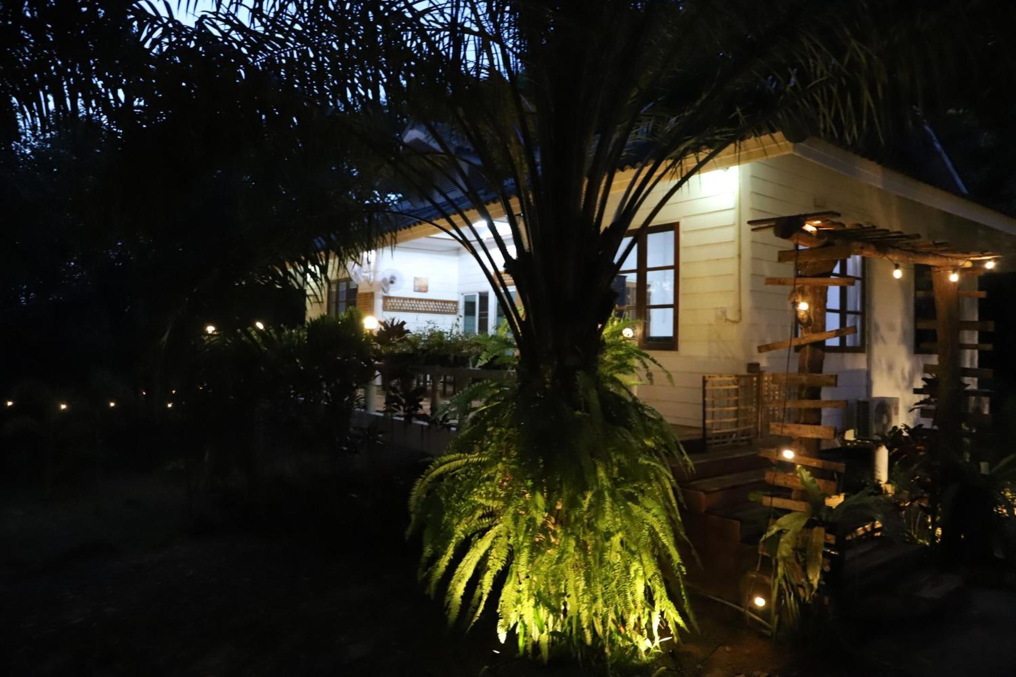 Hotel Kood Life Ko Kut Exterior foto