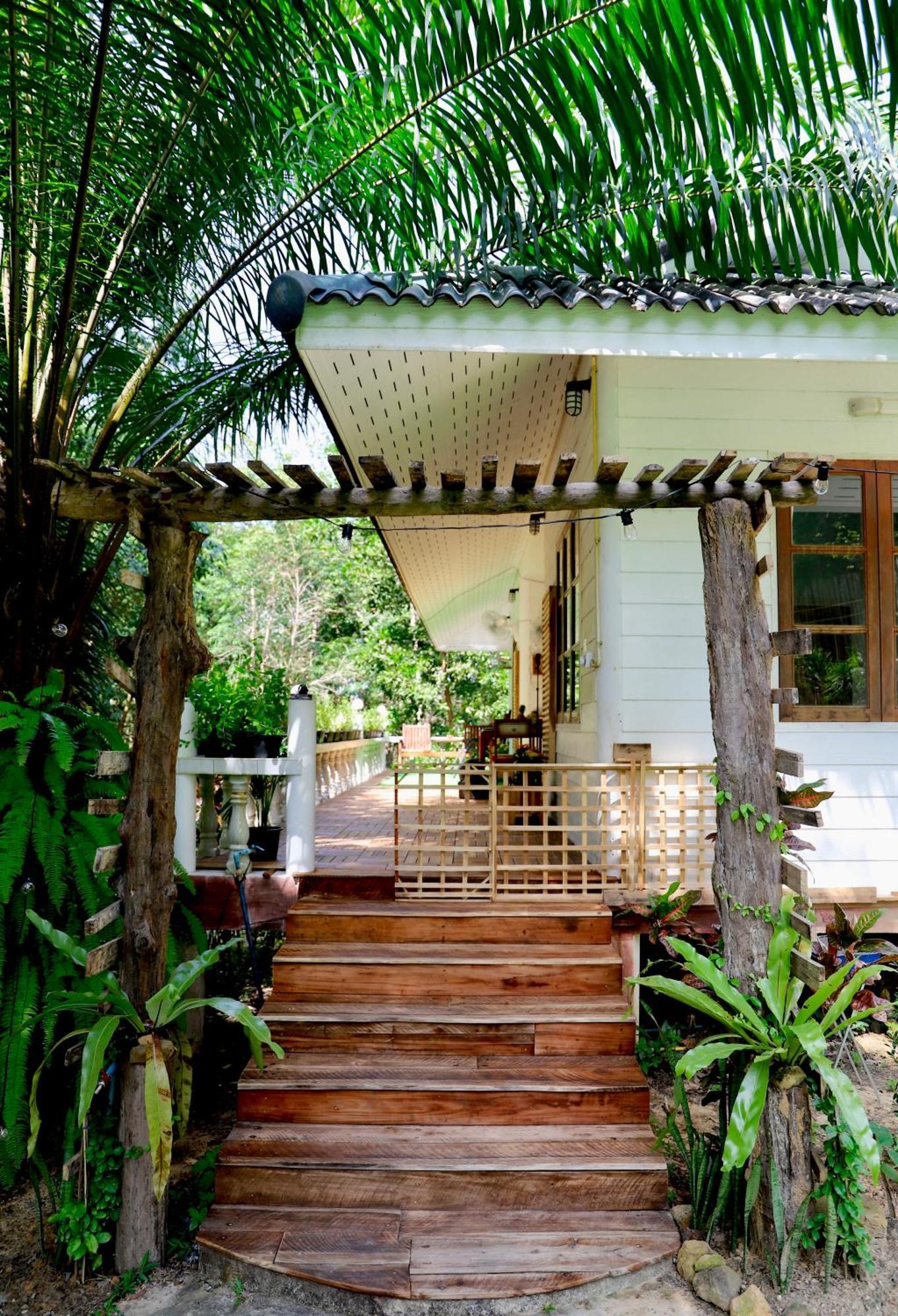 Hotel Kood Life Ko Kut Exterior foto