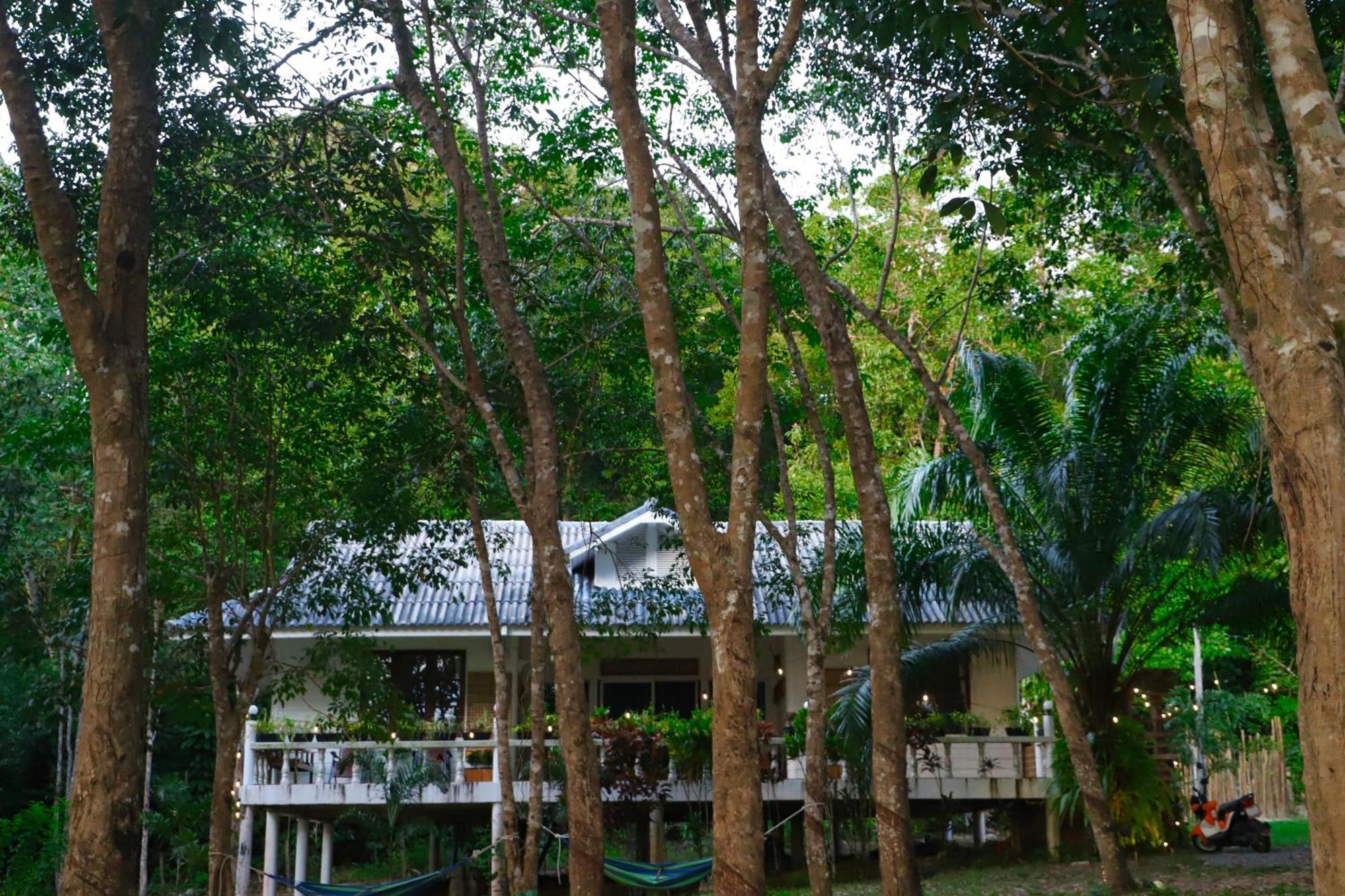 Hotel Kood Life Ko Kut Exterior foto